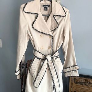 EUC Helium Classic Double-Breasted Trench Coat with Stylish Piping - Size Small